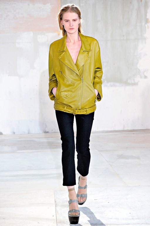 Wearable Trends Acne Fall 2011 Ready To Wear London Fashion Week wearable-trends-acne-fall-2011-ready-to-wear-london-fashion-week